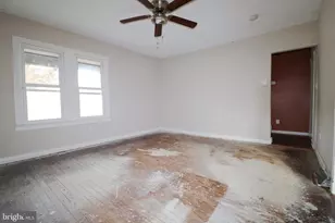 329 Mantua Ave, Paulsboro, NJ 08066 - Photo 6