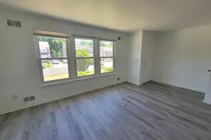 1 Acrux Ct, Sewell, NJ 08080 - Photo 8