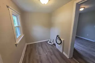 119 W Washington St, Paulsboro, NJ 08066 - Photo 8