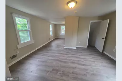 119 W Washington Street, Paulsboro, NJ 08066 - Photo 6