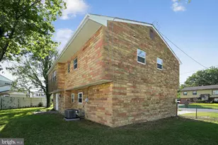 401 Lawnton Ave, West Deptford Township, NJ 08096 - Photo 4