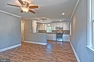308 Florence Blvd, Monroe Township, NJ 08094 - Photo 6