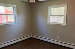82 S School St, Greenwich Township, NJ 08027 - Photo 12