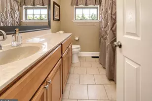 10 Oxford Dr, Sewell, NJ 08080 - Photo 38