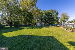 411 Longfellow Dr, Monroe Township, NJ 08094 - Photo 8