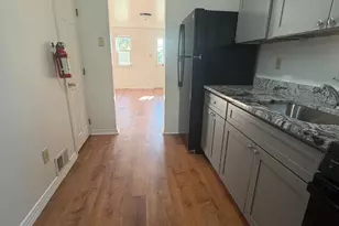 71 S Evergreen Ave, Woodbury, NJ 08096 - Photo 2
