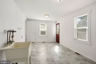 85 Hopkins St, Woodbury, NJ 08096 - Photo 10