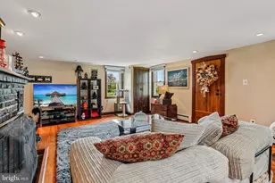 3 S Bridgeport Rd, Logan Township, NJ 08014 - Photo 2