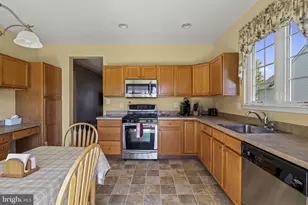 37 E Dehart Ave, Clayton, NJ 08312 - Photo 16