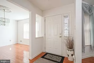 550 Riviera Dr, Monroe Township, NJ 08094 - Photo 4