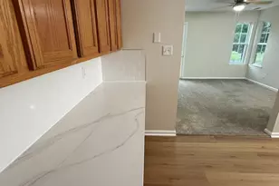 71 Maple Leaf Cir, Sewell, NJ 08080 - Photo 6
