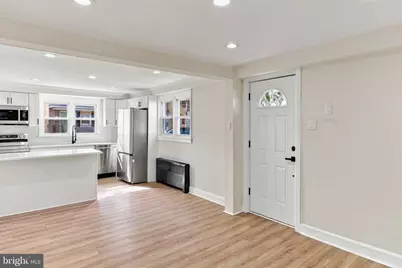 17 W Wood Street, Paulsboro, NJ 08066 - Photo 4