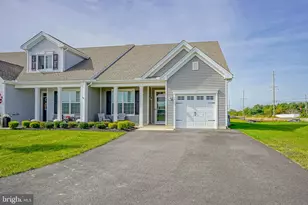 74 Queensferry Dr, Monroe Township, NJ 08094 - Photo 2