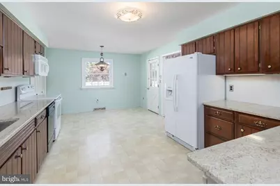 453 Beech Avenue, Woodbury Heights, NJ 08097 - Photo 12