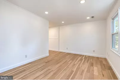 194 Lakeview Avenue, Franklin Township, NJ 08322 - Photo 8