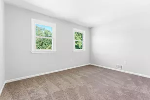 200 Phyllis Dr, Greenwich Township, NJ 08027 - Photo 22