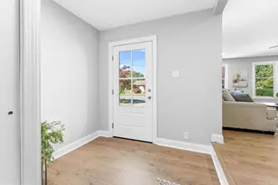 200 Phyllis Dr, Greenwich Township, NJ 08027 - Photo 4