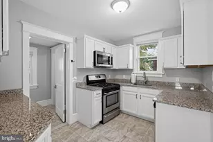 60 N Girard St, Woodbury, NJ 08096 - Photo 16