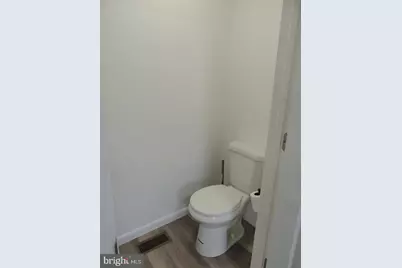215 Broad Street, Swedesboro, NJ 08085 - Photo 4