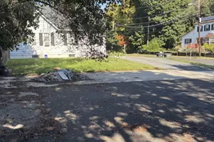 199 Walnut St, Monroe Township, NJ 08094 - Photo 2