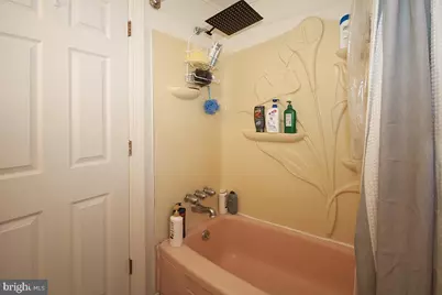 10 Sherwood Lane, Glassboro, NJ 08028 - Photo 2