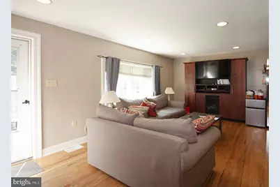 210 S Girard Road S, Glassboro, NJ 08028 - Photo 18