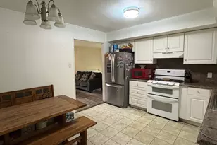 1034 Sykes Ln, Monroe Township, NJ 08094 - Photo 8
