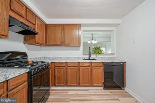 91 Stoneshire Dr, Glassboro, NJ 08028 - Photo 10