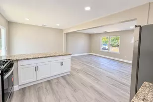 367 Broadlane Rd, Monroe Township, NJ 08094 - Photo 6