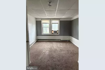 121 N Broad Street #5, Woodbury, NJ 08096 - Photo 1