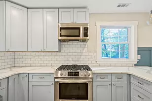 1046 Cedar Ave, Monroe Township, NJ 08094 - Photo 12