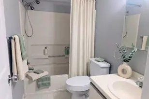 16 N Maple St, Woodbury, NJ 08096 - Photo 8