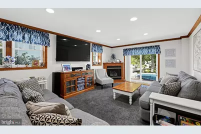 512 E Holly Avenue, Pitman, NJ 08071 - Photo 14