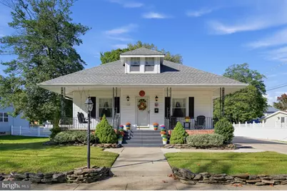 512 E Holly Avenue, Pitman, NJ 08071 - Photo 2