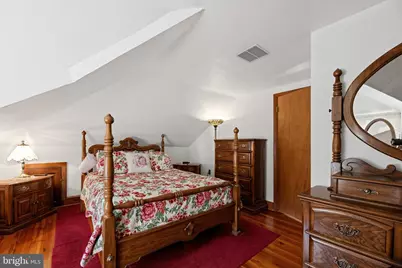 512 E Holly Avenue, Pitman, NJ 08071 - Photo 18