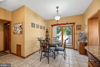 512 E Holly Avenue, Pitman, NJ 08071 - Photo 10