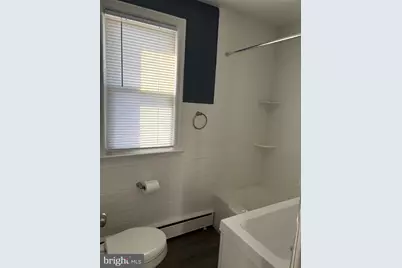 17 Pine Street, Greenwich Township, NJ 08027 - Photo 4