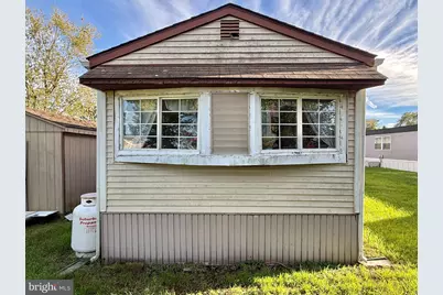 301 Oklahoma Avenue, Monroe Township, NJ 08094 - Photo 6