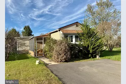 301 Oklahoma Avenue, Monroe Township, NJ 08094 - Photo 1