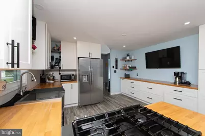 34 Two Penny Run East E, Pilesgrove, NJ 08098 - Photo 10