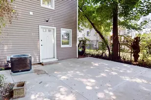 6 W Griffith St, Penns Grove, NJ 08069 - Photo 4