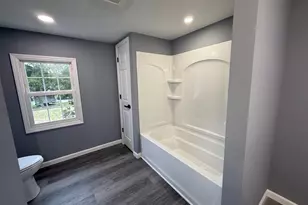 17 Sportsmans Rd, Carneys Point, NJ 08069 - Photo 28