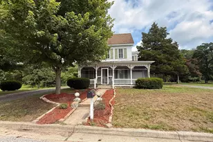 520 S Main St, Elmer, NJ 08318 - Photo 2