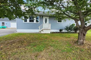 132 Quaker Rd, Pennsville, NJ 08070 - Photo 1
