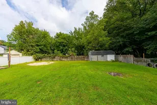 11 Leap Ct, Pennsville, NJ 08070 - Photo 4