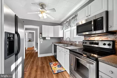 60 E Pittsfield Street, Pennsville, NJ 08070 - Photo 10