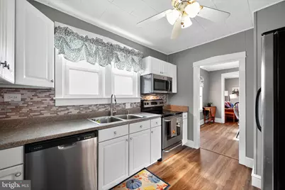 60 E Pittsfield Street, Pennsville, NJ 08070 - Photo 12