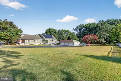 60 E Pittsfield Street, Pennsville, NJ 08070 - Photo 28