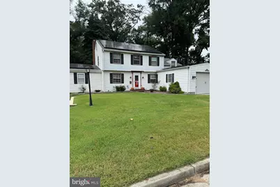 4 S Grove Street, Carneys Point, NJ 08069 - Photo 2