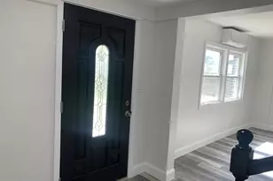 276 Woodstown Daretown, Pilesgrove, NJ 08098 - Photo 8